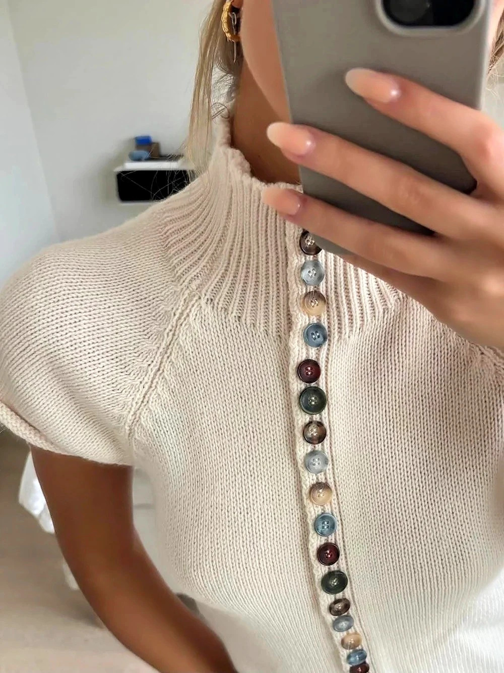 Cream Button Front Knit Top - Picture 3 of 4